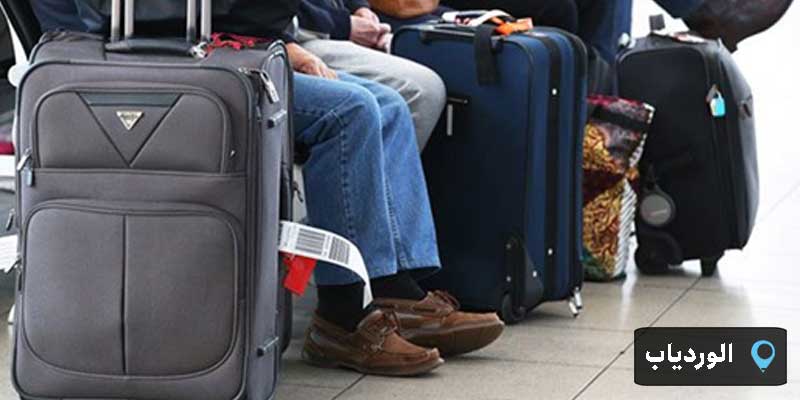 افراد با چمدان